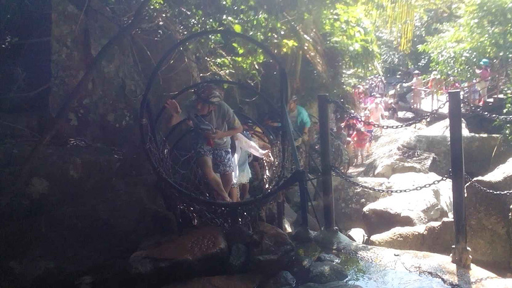 2018呀诺达有两大景区,一是梦幻谷,主要是踏瀑