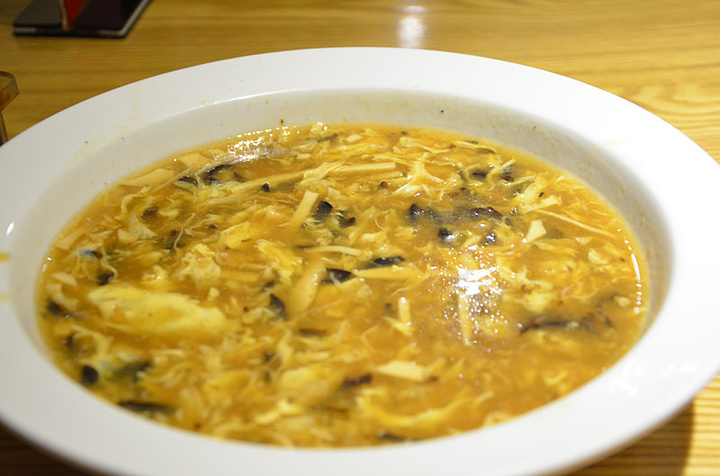 墨鱼水饺,我超级喜欢这个饺子.因为我很少吃海鲜,所以忘记了.