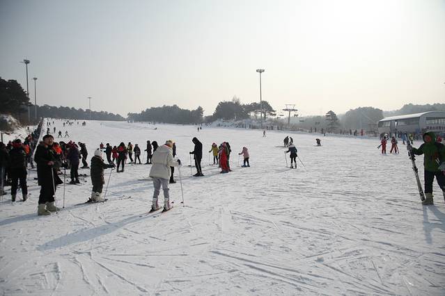 沈阳棋盘山滑雪场