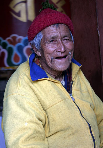 不丹男人.不丹男人.汪曲克三世纪念塔