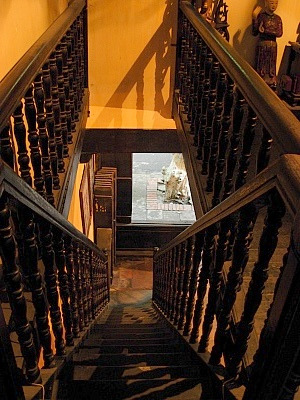 87号马云路古楼