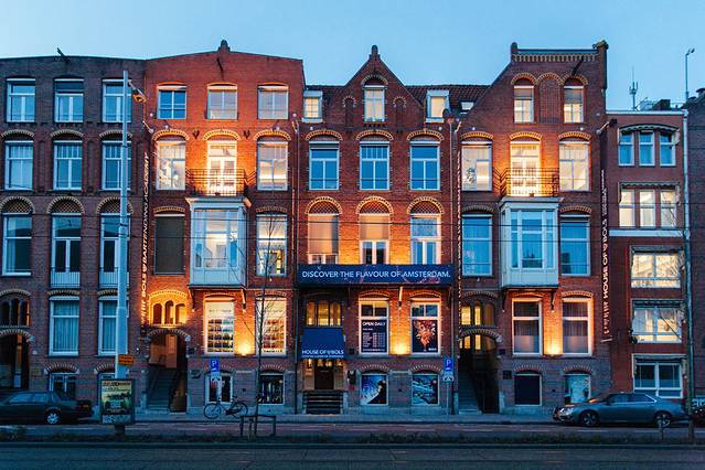 波士鸡尾酒之家