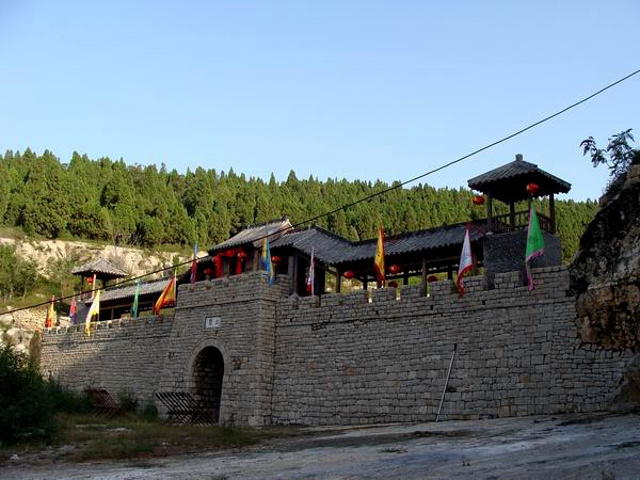 梁山,是山东省政府首批公布的省级风景区之一,是国家aaa级旅游区,也是