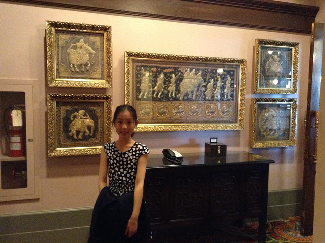 虽然我们有心理准备,特别安排在中午就餐,一是