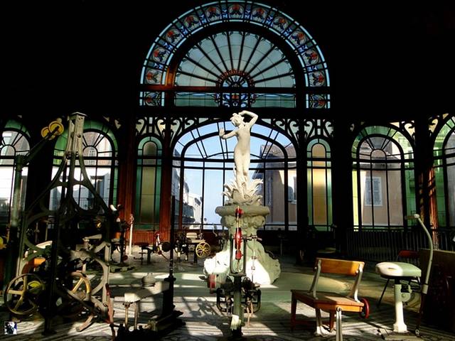 依云矿泉水博物馆