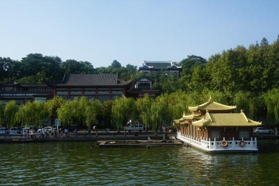 西湖游船