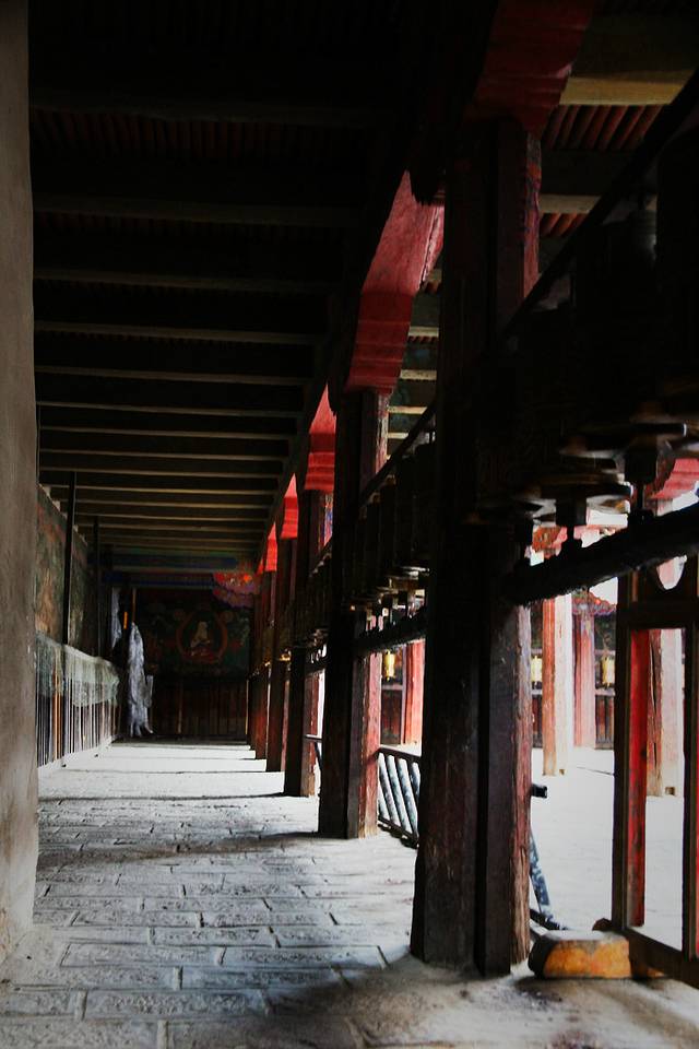 甘肃新疆西藏四川环游--最美的青春在路上