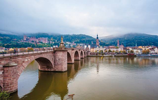 王座山旅游攻略