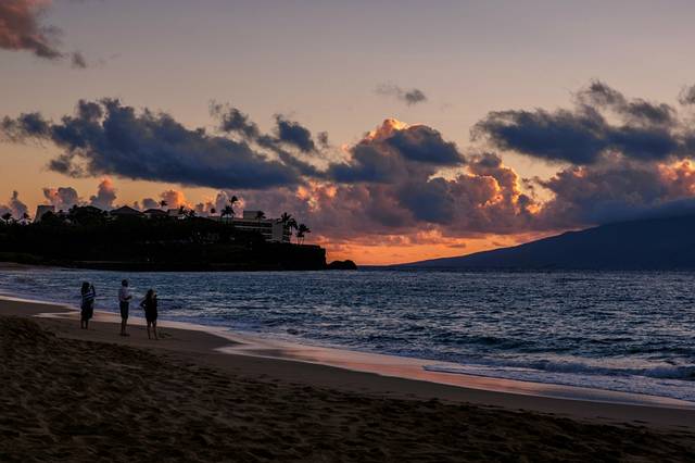 卡阿纳帕利海滩
