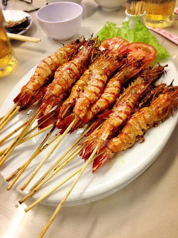 2018summer的前台姐姐非常温柔,英语讲的也很