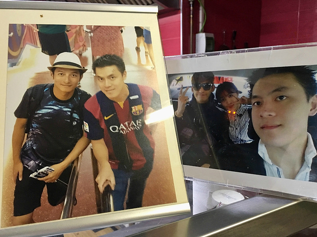 2017La Roca Village 打折村._拉罗卡购物村评