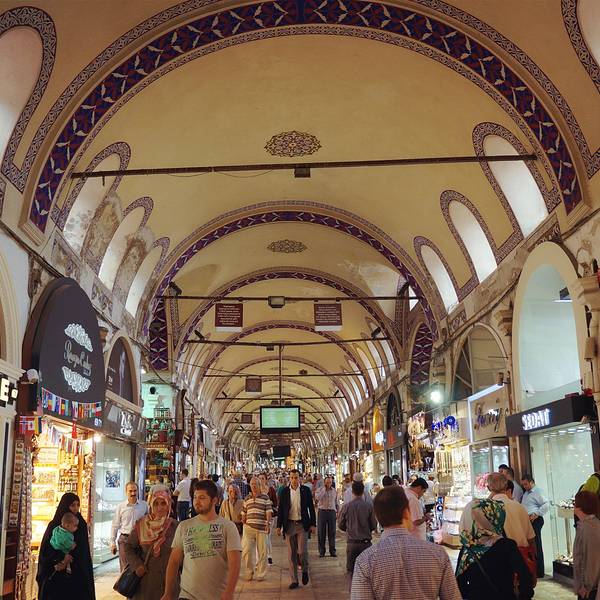 又是个地标级的景点 或许也可以说是购物点吧 大巴扎 grand bazaar