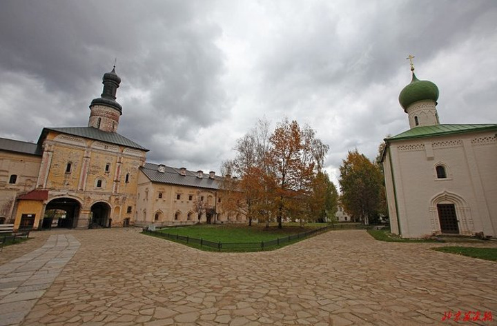 基里尔白湖修道院