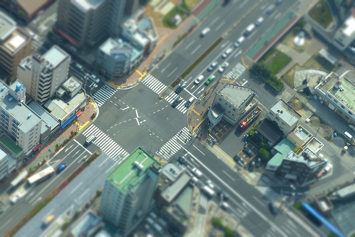 天空转晴,观赏天空树最好的位置,就是隅田川上