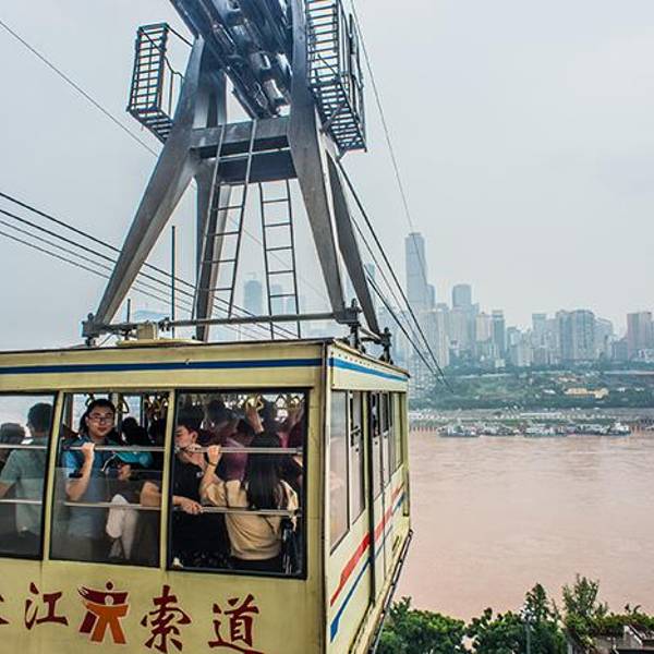 点击图片查看详情 重庆旅游景点_2018年重庆旅游收入(2)
