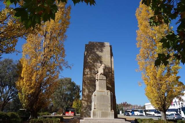 伯利·格里芬湖