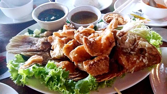 River Side Bar & Restaurant