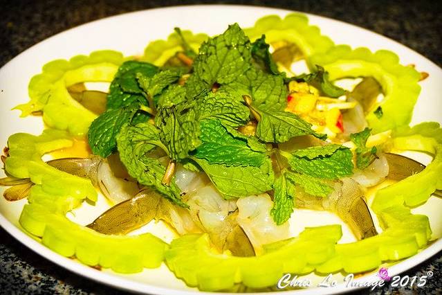 Moom Aroi Restaurant 