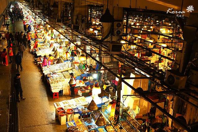 鹭粱津水产市场