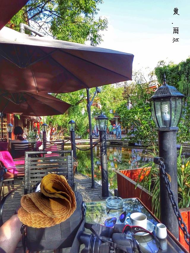 小吧黎酒吧（束河店）