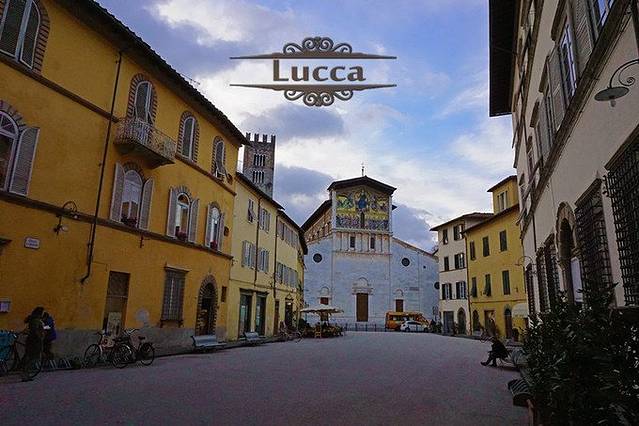 圆形竞技场广场