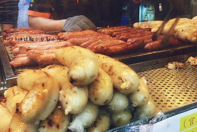 官芝霖大肠包小肠（逢甲路店）