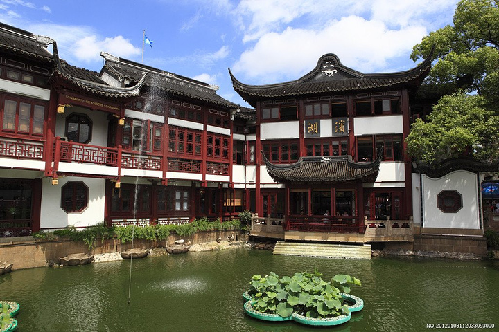 想必当初的上海人应该也比苏州人有钱吧,值得一去_豫园"的评论