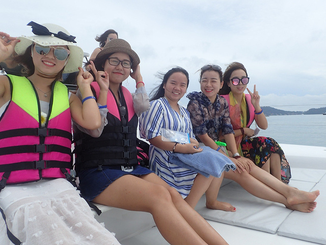 2017需要拖很长的尾音萨瓦迪卡~_皇帝岛评