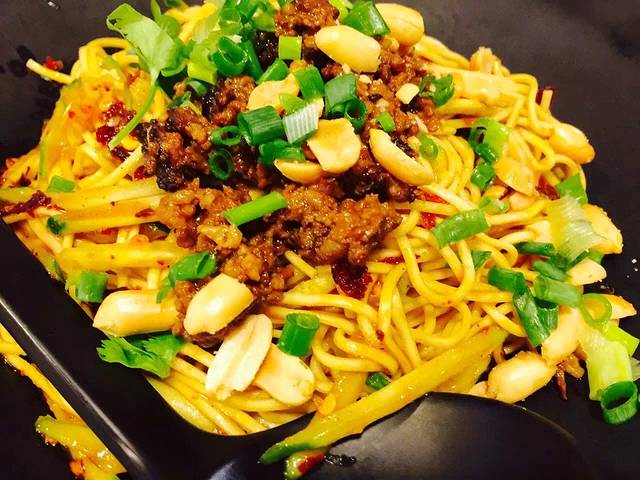 伤心酸辣粉(金百利广场店)