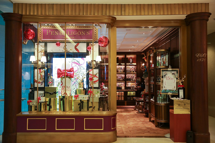 有Coco Chanel最爱的Angelina, 在香港,有Kend