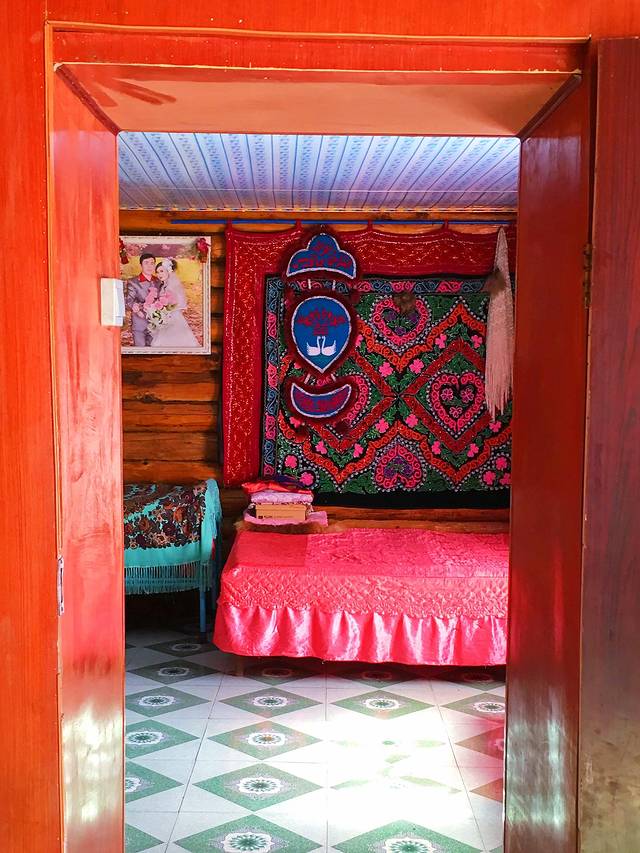 齐巴尔希力克村