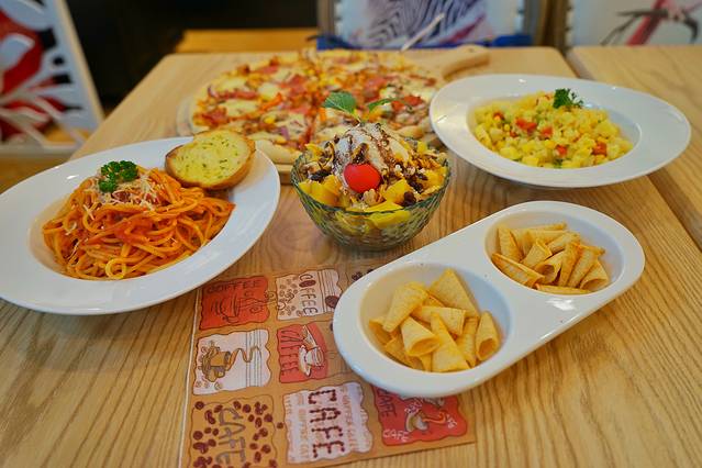 叭古叻pizza时尚西餐