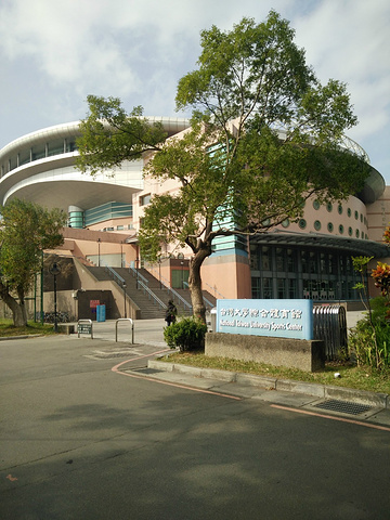 21台湾最有名的三个学府是 台清交 台大前身是北大 校园面积是全台最大 校园占地面积竟有全岛面积 台湾大学 评论 去哪儿攻略