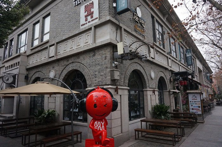 南京1912街区,位于总统府西侧,也可以称为长江路历史文化街,1912街区