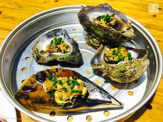 银滩路海鲜市场