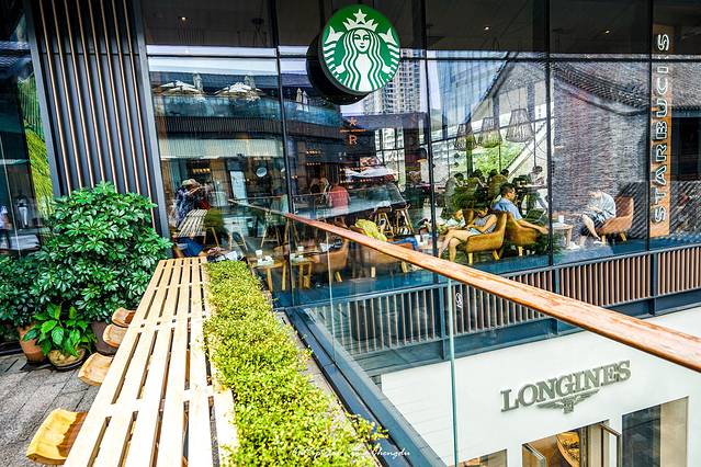 星巴克 全黑围裙店(太古里店)