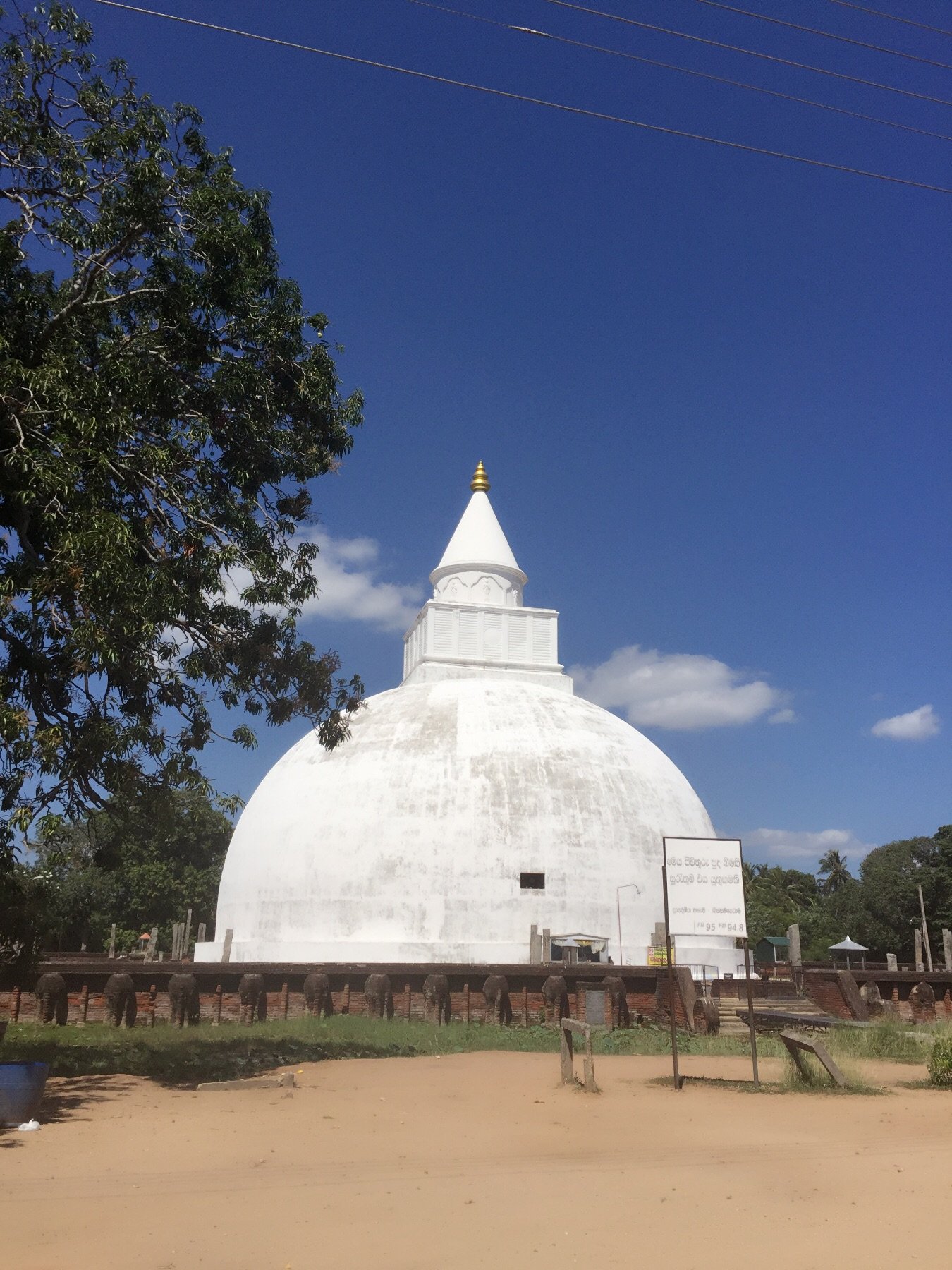这里的生态很好,环境优美,旅游配套又相对完善,其实挺