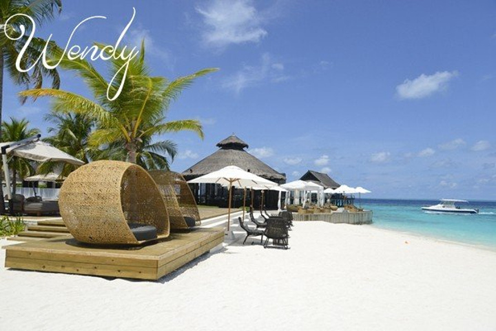 2017.等零食和冰箱里的饮料是收费滴在入住前