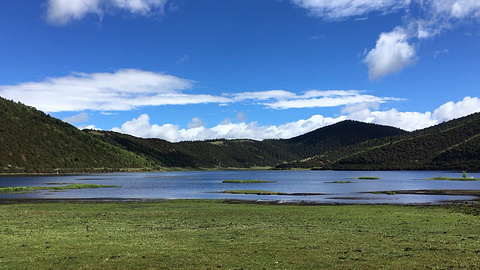 属都湖