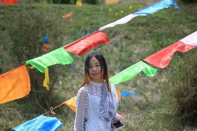 格萨尔大王狮龙宫殿