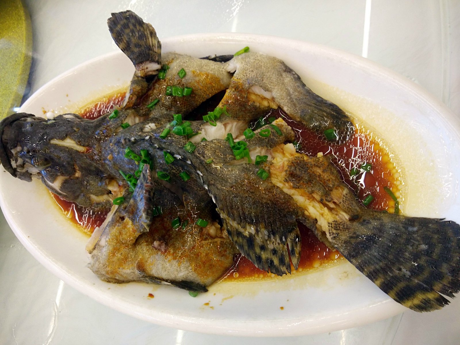 葱油石斑鱼他们家凉菜也很好吃的,摆盘也很用心,分量特别足.