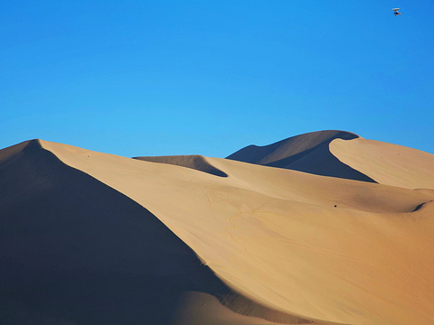 Mingsha Sand Dunes & Crescent Lake, Jiuquan — photo from the ToursChinaTravel attraction library