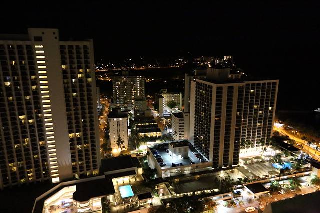 瓦胡岛-杜克卡哈那莫库雕像