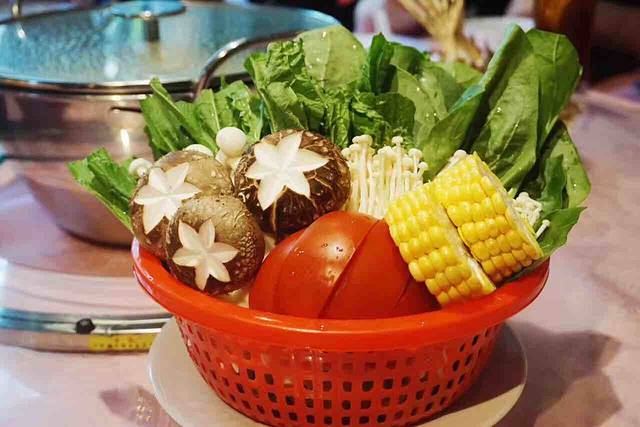 楼上火锅(茂名南路店)