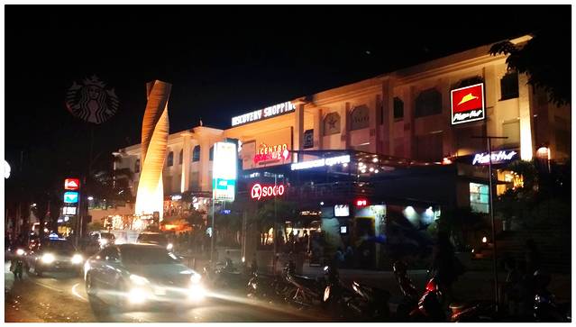 Discovery Shopping Mall