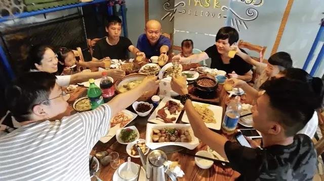 渔乐圈湖景餐厅