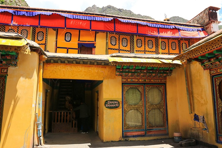 2018楚布寺游玩攻略,如愿磕完八角街一圈长头