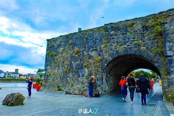 高威 一座泡在音乐里的爱尔兰城市-高威旅游攻略-游记-去哪儿攻略