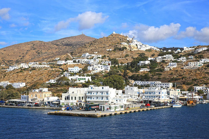 2018希腊雅典比雷埃夫斯港口的2号码头归中