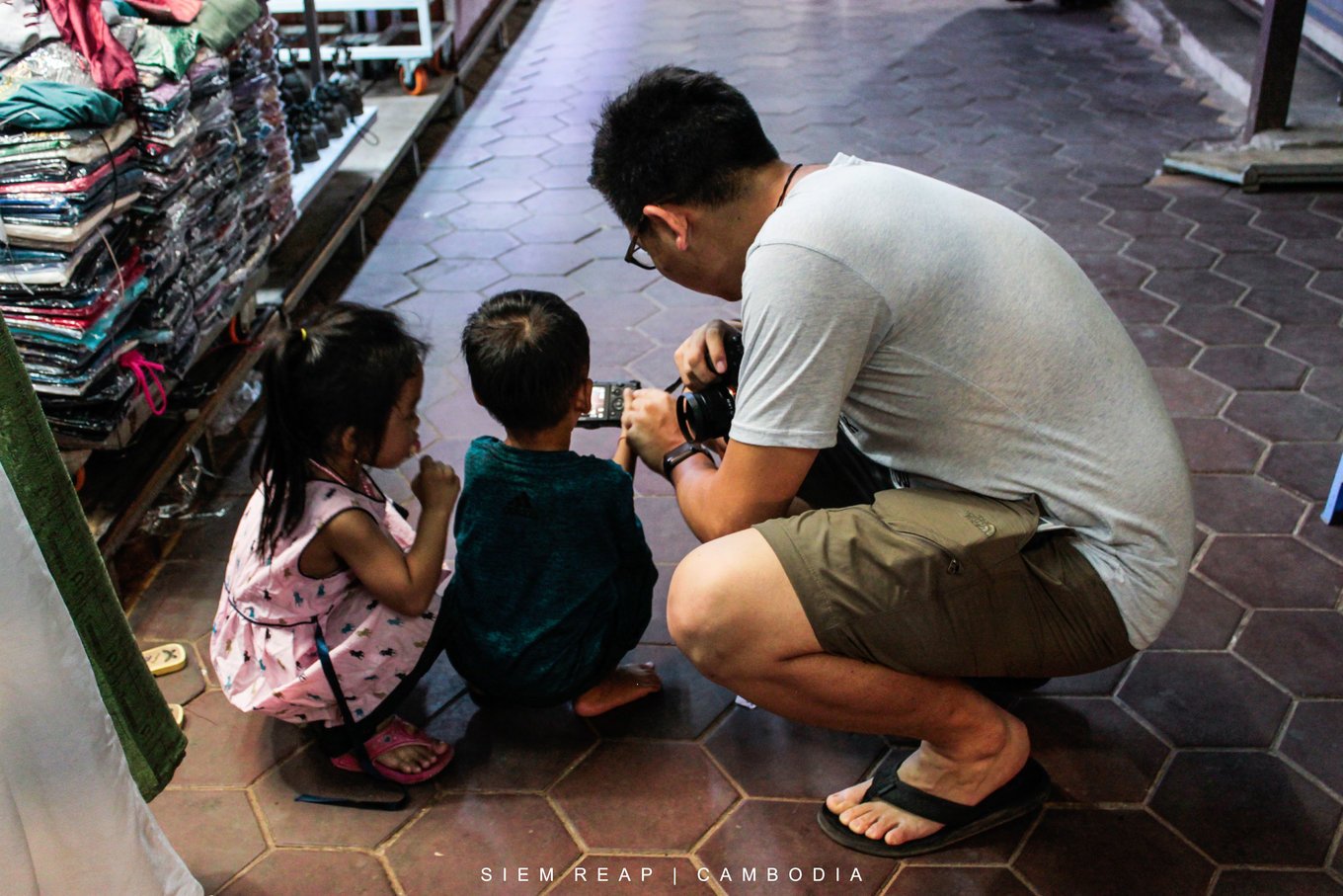 2019吴哥夜市购物,买菜的老市场里也有很多同